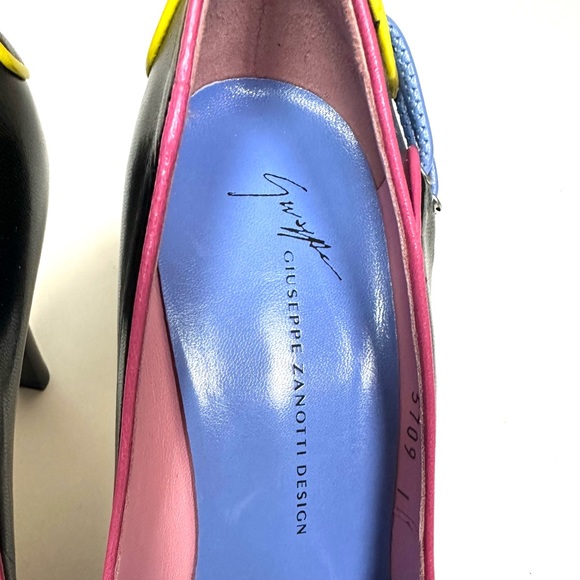 Giuseppe Zanotti Design Pumps - Picture 5 of 7